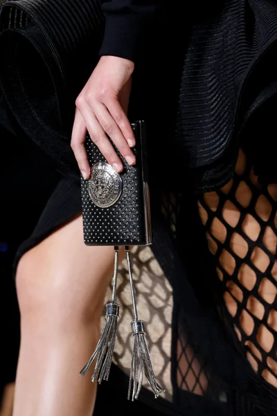 Look 52